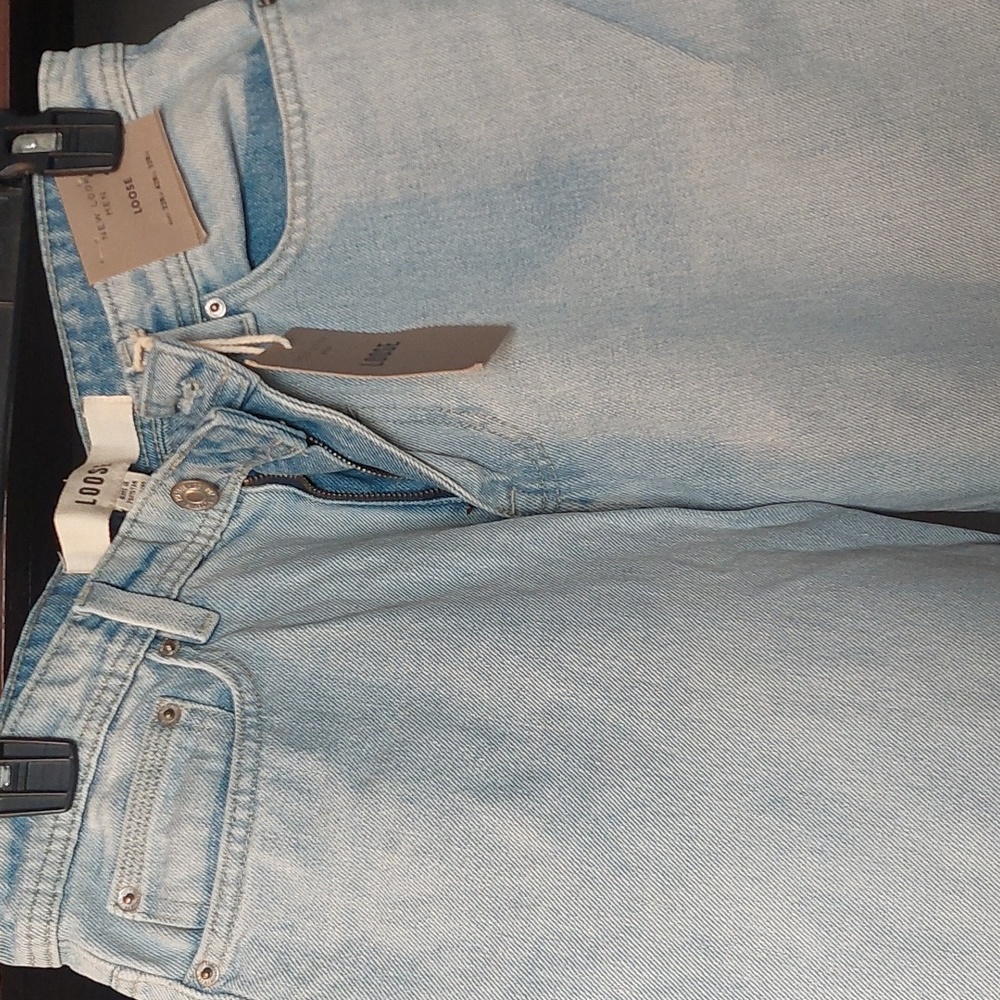 Men's New with Tag Light Denim Loose Jeans